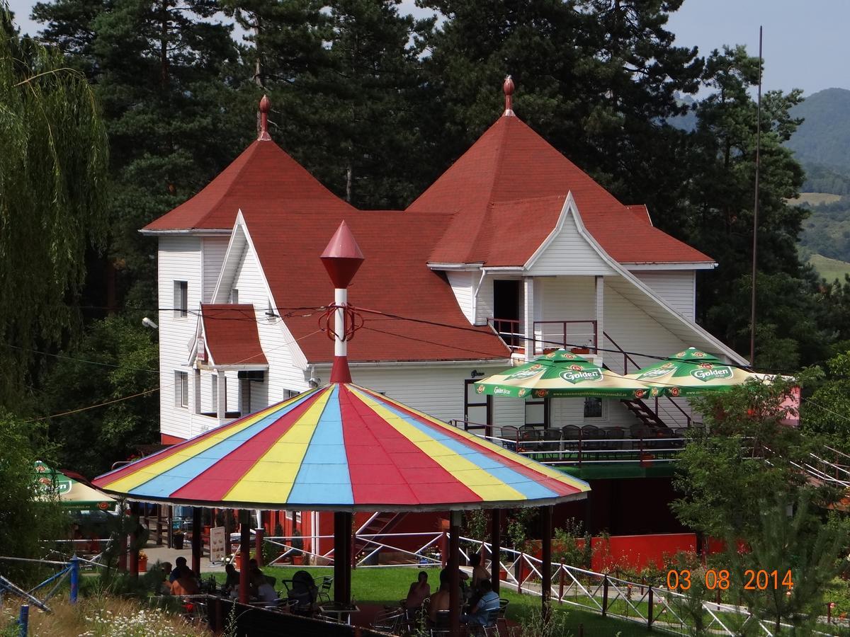 Cabana Pensiune La Brazi Vulcan (Hunedoara) Exterior foto