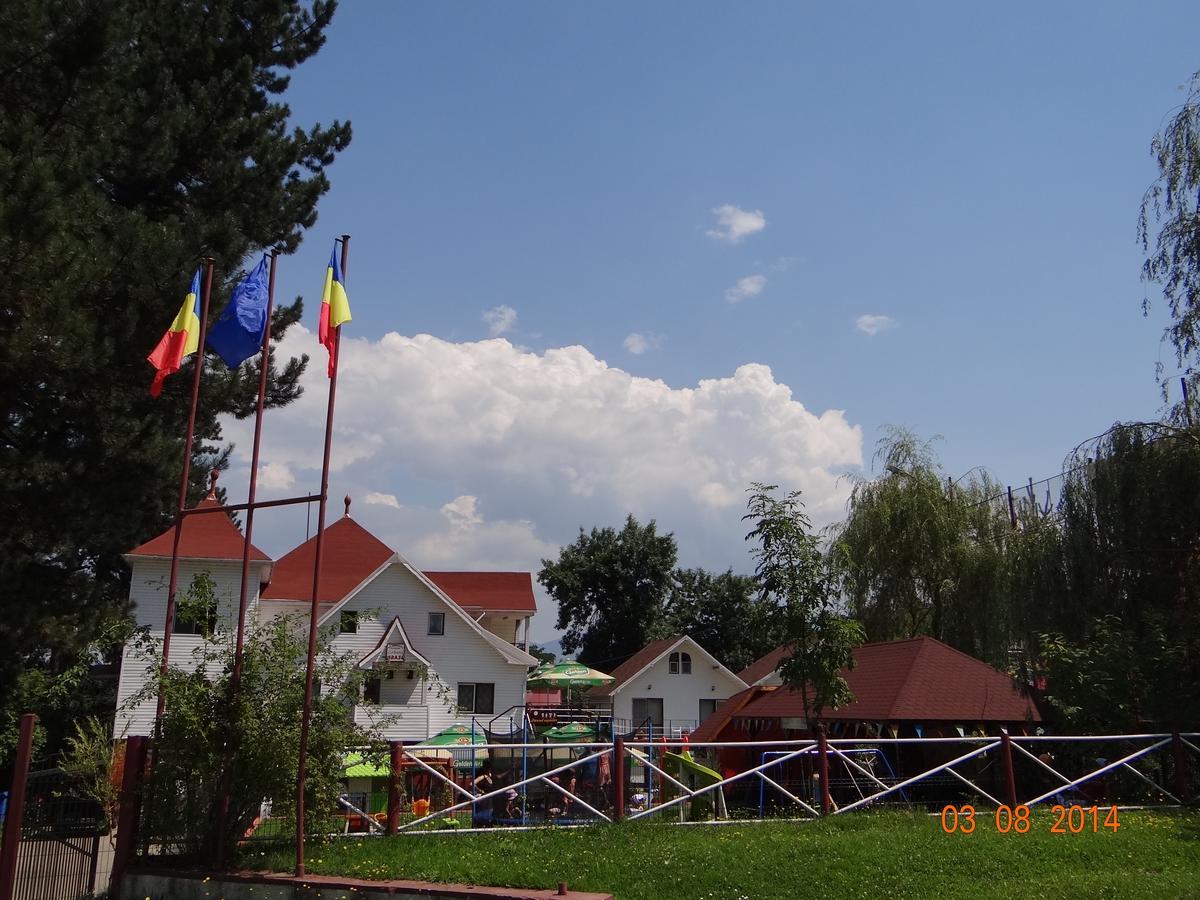 Cabana Pensiune La Brazi Vulcan (Hunedoara) Exterior foto