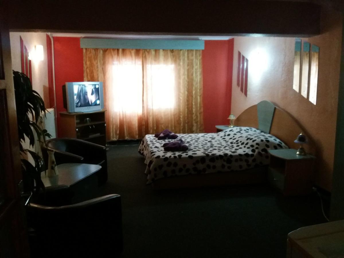Cabana Pensiune La Brazi Vulcan (Hunedoara) Exterior foto