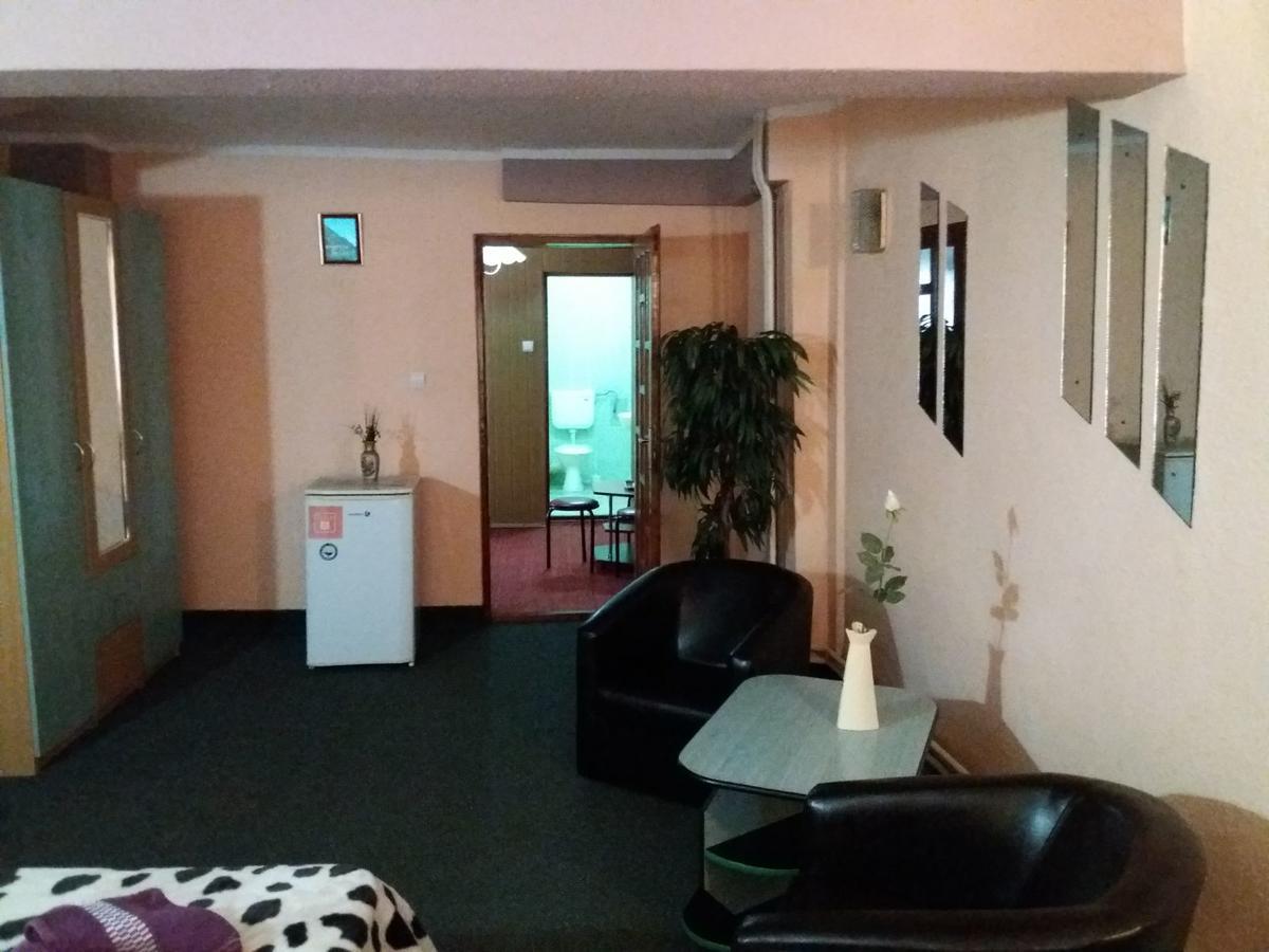 Cabana Pensiune La Brazi Vulcan (Hunedoara) Exterior foto